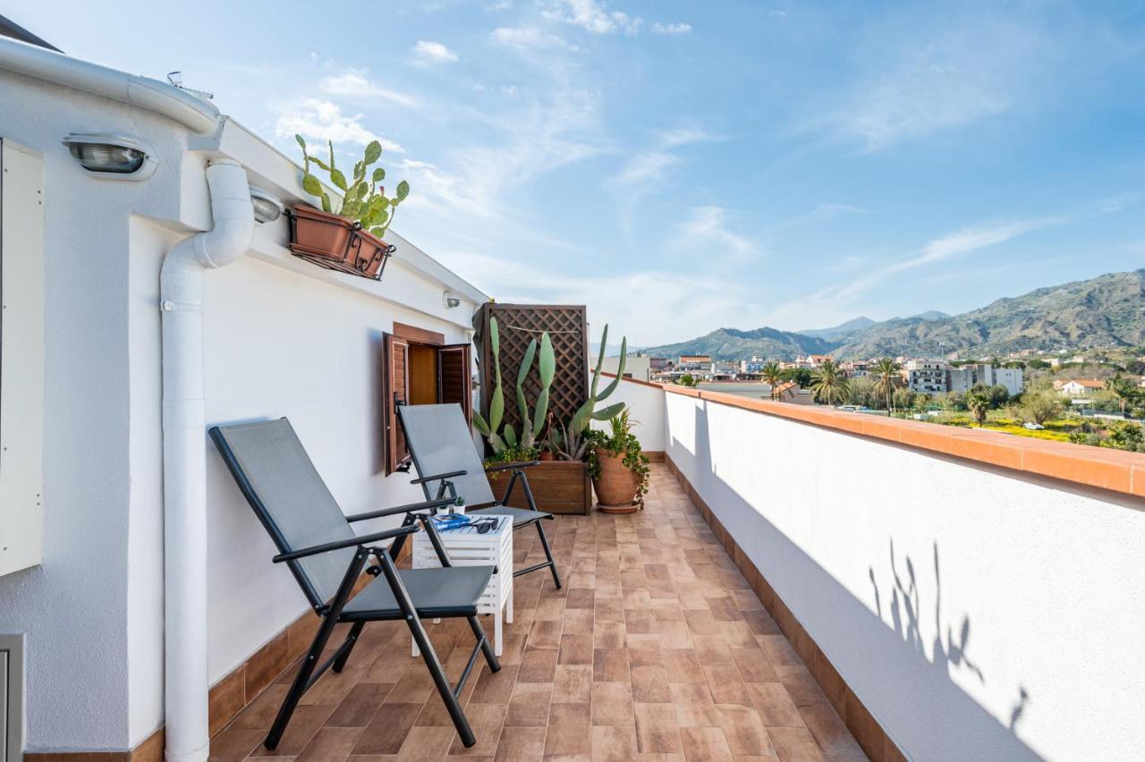 Naxos Charming Penthouse With Swimming Pool X6 Lägenhet Giardini Naxos Exteriör bild